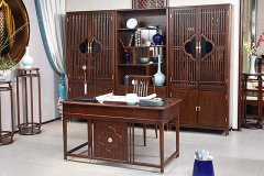 新中式家具想要家居變得美，角落工藝品最能加