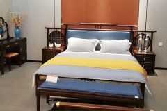 新中式家具里用的白蠟木材質跟水曲柳有什么區(qū)別